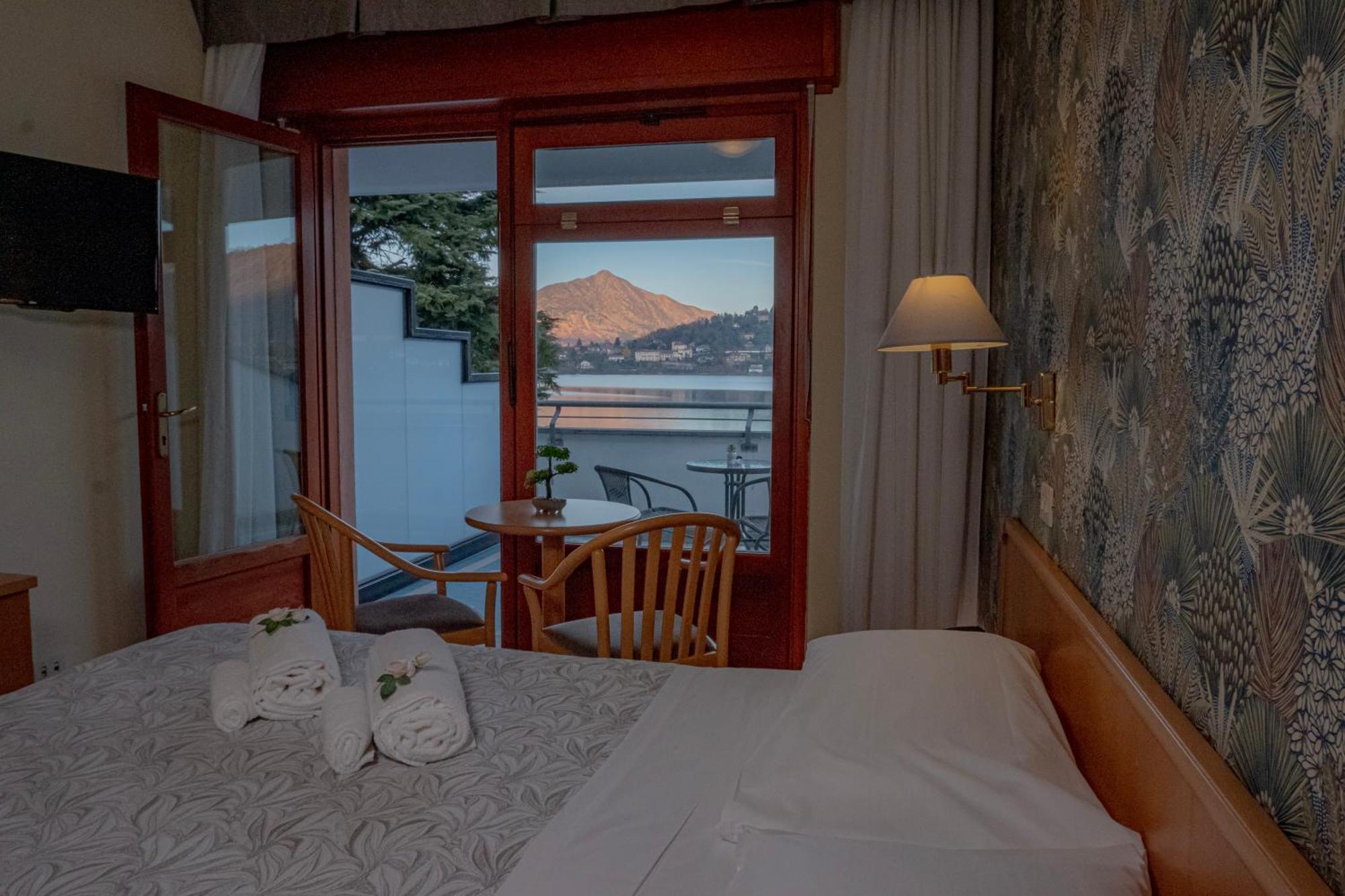 Hotel Chalet Del Lago Avigliana Dış mekan fotoğraf